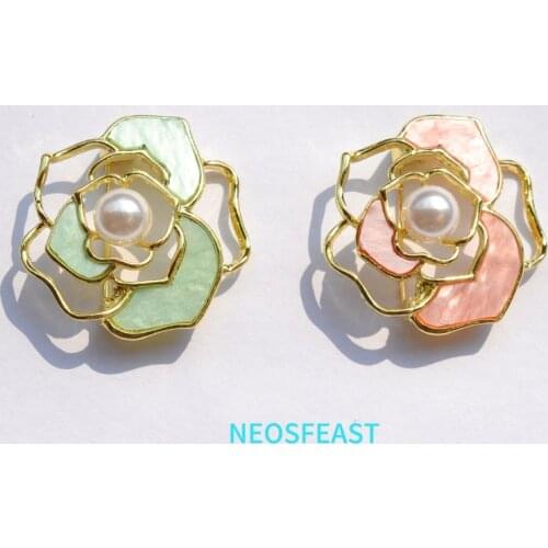 Elegant Resin Flower Brooches For Women Pearl Rose Pin Multi Color Ladies Wedding Gifts Dress Garments Accessory Fashion Jewelry