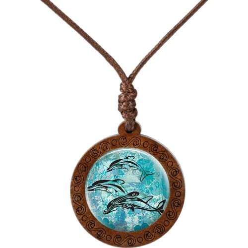 New Wood Necklace Dolphin Turtle Shark Marine Lifepicture Handmade Necklace Nautical Jewelry Marine Life Men Women Fashion Gift