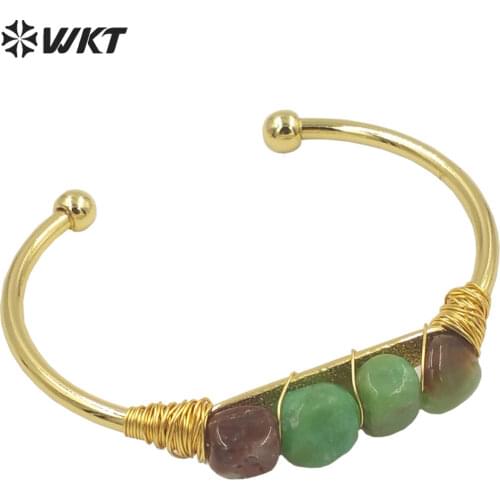 WT-B577 Wholesale 18k real gold electroplated resist tarnishable handmade wire wrapped irregular stone bangle for Lady