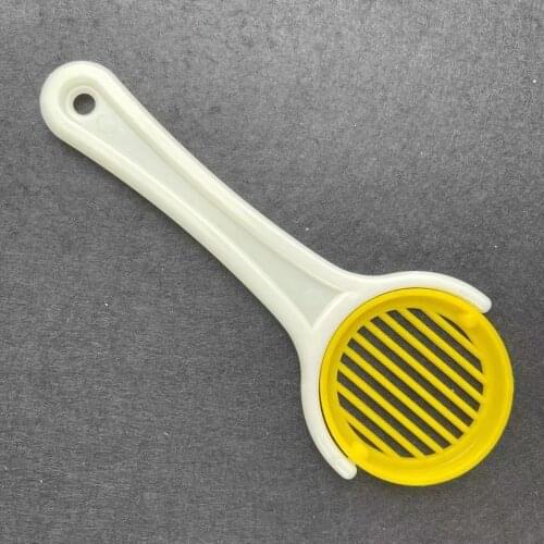 2 PCS Beekeeping Rearing Bee Queen Catcher Kit Plastic Bee Queen Cages Catcher Box Beekeeper Beekeeping Equipment Tool