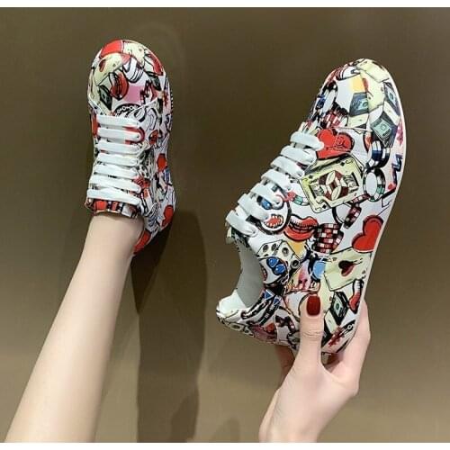 Thick-soled Increased WomensSportsShoes Womens New Styles Hand-painted Graffiti White Shoes Outdoor Casual Shoes Womens Shoes