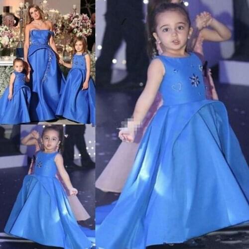 Blue Satin A-Line Flower Girls Dresses 2020 Jewel Sleeveless Beaded Unique Design Girls Pageant Dresses With Train