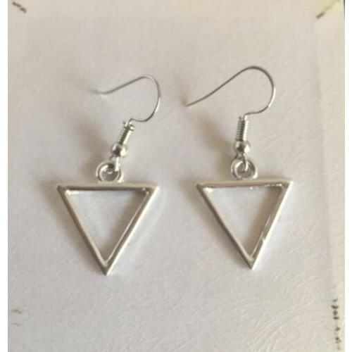 EY1134 2018 hot sale Fashion simple silver-plated alloy glossy geometric triangular earrings Female charm Jewelry