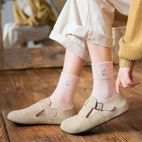 Q Harajuku Fashion Sock Womens Socks Cotton Cute Cartoon Embroidery Sports Japanese Style Female Socks Autumn Winter