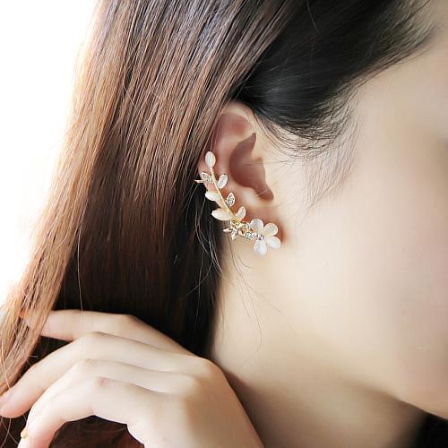 2 Pcs Women Crystal Rhinestone Flower Cuff Ear Bone Clips Non-piercing Earrings hot