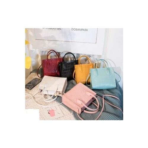 Trend Women Crocodile Pattern Crossbody Handbags Ladies' Solid Stylish Cosmetic Sundries Storage Bags 6 Colors (Random Texture