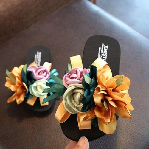 2021 new Summer new non-slip childrens flip-flops girls fashion beach shoes pinch sandals female flowers slippers women wear