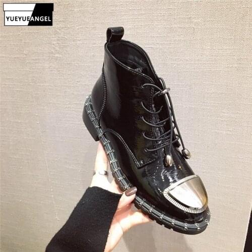 British Style Winter Rivet Round Toe Boots Women Punk Lace Up Patent Leather Thick Heel Ankle Boots Street Fashion Flat Boots