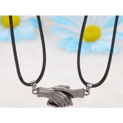 Trendy Holding Hands Magnetic Couple Necklace For Women Men Lovers Pendant Fashion Valentines Day Jewelry Gift Chain Choker