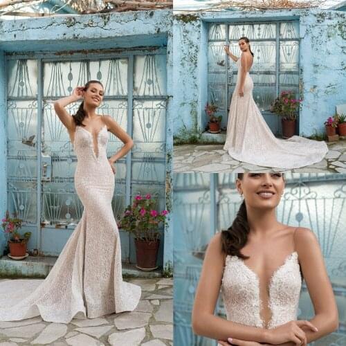 2021 Wedding Dresses Spaghetti Straps Lace Appliques Beach Bridal Gowns Sexy Open Back Sweep Train Mermaid Wedding Dress