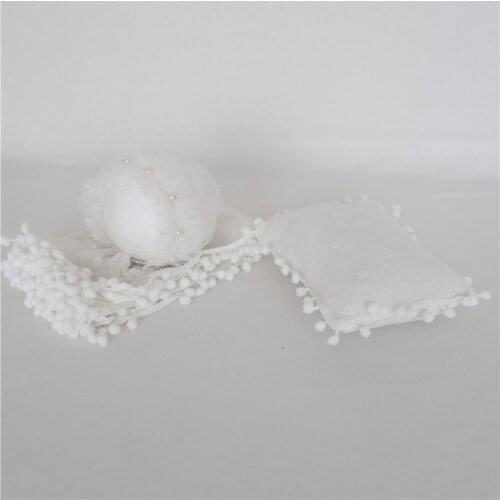 Newborn Posing Pillow Hat and Wrap Set Photography Props Baby Sewing Dots Wrap Matching Bonnet White Baby Gril Photo Props Set