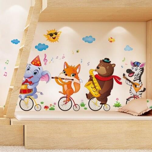 [shijuekongjian] Cartoon Animals Wall Stickers DIY Riders Performers Wall Decals for Kids Rooms Baby Bedroom House Decoration