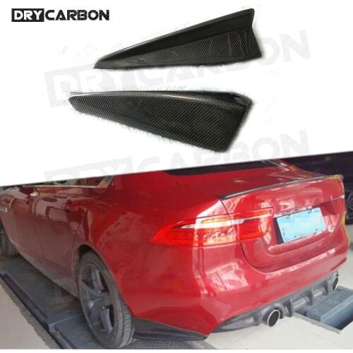 2Pcs Carbon Fiber / FRP Rear Lip Splitters Flaps Cupwings For Jaguar XE Sedan 4-Door 2015 2016 2017 Car Bumper Guard Car Styling