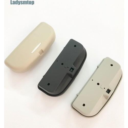 Car Sunglasses Holder Clip Portable Fastener Eyeglasses Glasses Cases Storage Box Card Pocket Sun Visor Sunglasses Car-styling