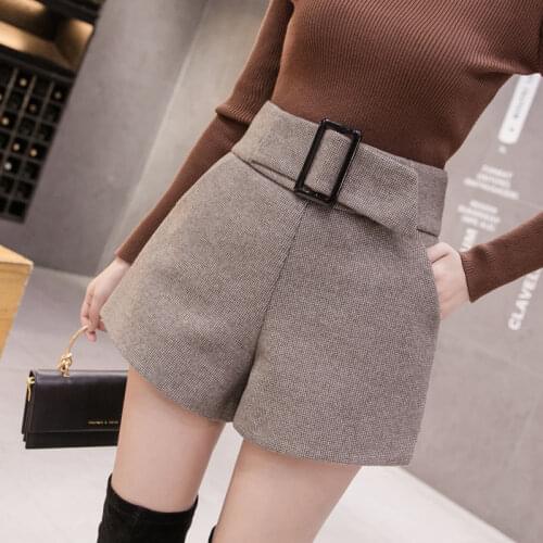 2021 Woman Casual Streetwear S-XL Plus Size Shorts Winter Female High Waist Shorts with Belt Ladies Loose Wide Leg Pants Q30