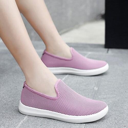 Womens Summer Casual Shoes Fly Woven Mesh Surface Is Hollow Breathable Flat Bottom Covers Feet Sports Shoes Big Size Mom Shoes