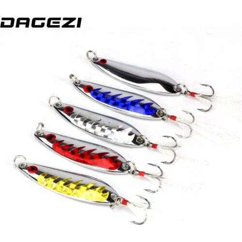 DAGEZI 5pcs/lot Metal Sequins Fishing Lure Spoon Lure with feather Noise Paillette Hard Baits Treble Hook Pesca Fishing Tackle