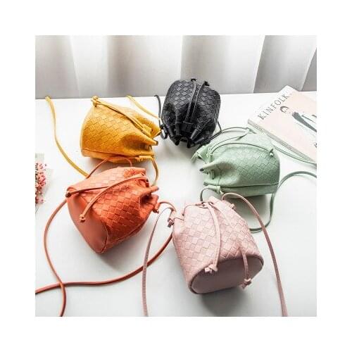 Hot Vintage Small Women lattice Tassel Bucket Bag For Luxury Handbags Women Shoulder Bags Designer Girls Messenger Crossbody Bag