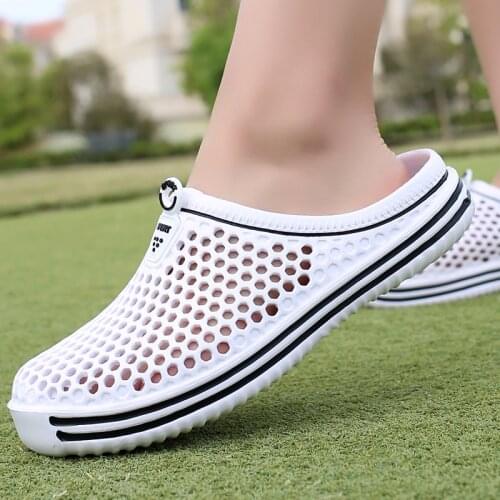 Womens Summer Flip Flops Croc Charms Hollow Out Casual Couple Beach Sandalias Flip Flops Shoes Non-slide Mens Slippers