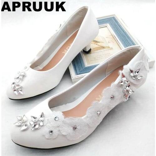 White lace wedding shoes bride fashion handmade new design 2018 womens lace silver crystal rhinestones wedding shoes plus sizes