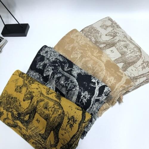 2020 classic new brand womens long scarf with tiger lion plaid double-sided printing autumn and winter ladies soft cashmere sca
