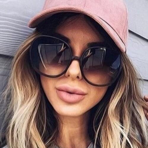2021 Plastic Classic Vintage Women Sunglasses Oversized Round Frame Luxury Brand Designer Female Glasses Big Shades Oculos