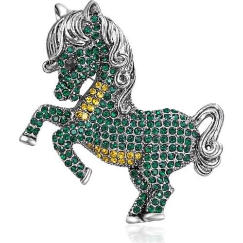 High Quality Men And Women Horse Brooch Girl Zinc Alloy Pin Austrian Green Crystal Charming Horse Animal Brooch Jewelry Gift Hot