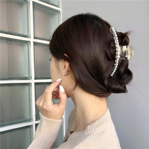 Korean Romantic Transparent Pearls Hair Claws for Women Girls Kid Barrette Hairpin Hair Clips Accessories 2021 New Arrival Trend