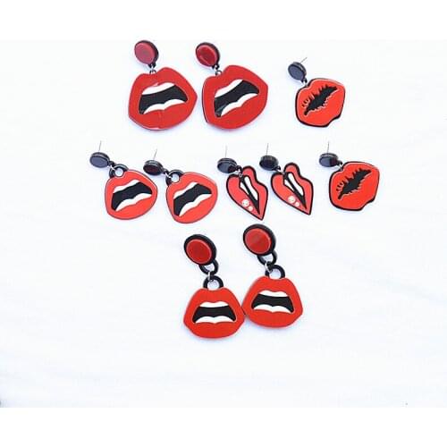 Creative exaggerated red lips earrings lips personality cute female acrylic red mouth temperament earrings ear clips female