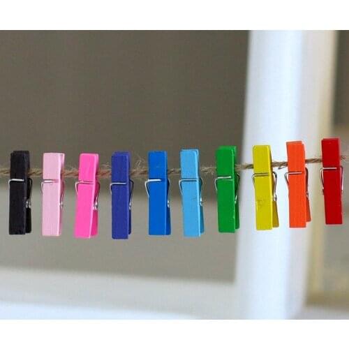 100pcs/lot Random Mini Colored Spring Wood Clips Clothes Photo Paper Peg Pin Clothespin Craft Clips Party Decoration MQ 001