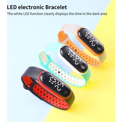 HRD Sports Smart Watch