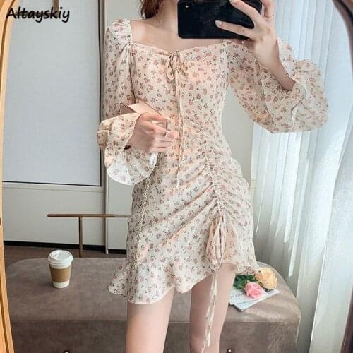 Dress Women Floral Printed Lovely Girls Ruffles Hem Square Collar Elegant Sexy Mini Dresses Womens Fresh Lace-up Flare Sleeve