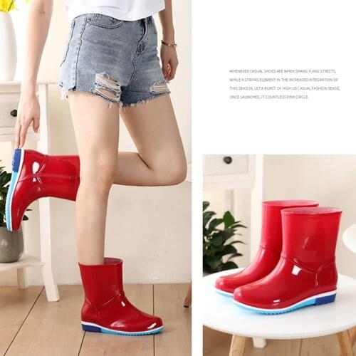 Medium Tube Rain Boots Women New Short Tube Water Shoes Water Boots Women Plus Velvet Non-Slip Tendon Bottom Overshoes Women