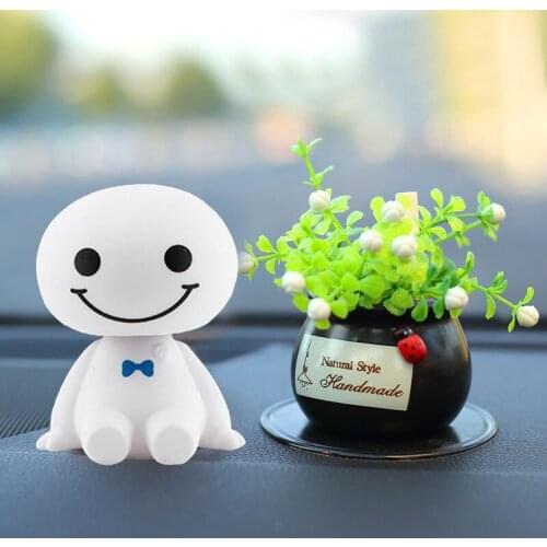 Cartoon Plastic Baymax Robot Shaking Head Figure Car Ornaments Auto Interior Decorations Big Hero Doll Toys Ornament Accessories