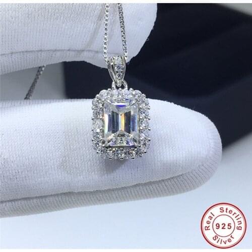 Geoki 925 Sterling Silver Perfect Emerald Cut Passed Diamond Test 1 Ct D Color VVS1 Moissanite Pendant Necklace Female Jewelry