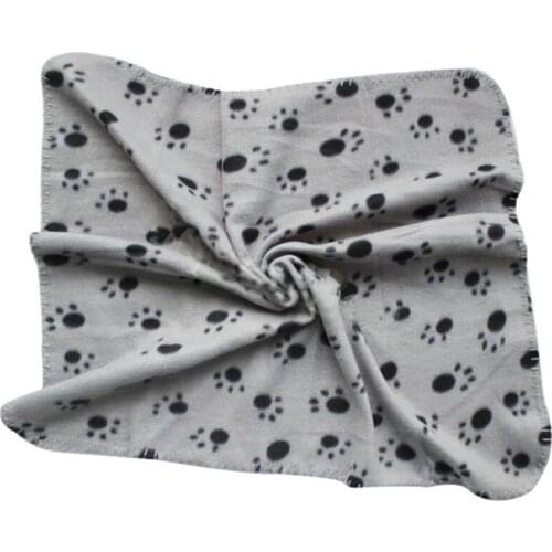2017 New Cute Floral Pet Warm Paw Print Dog Puppy Fleece Soft Blanket Beds Mat 5 Colors