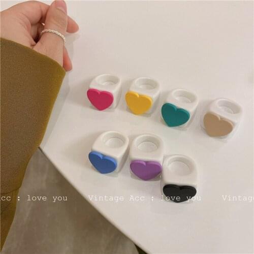Resin Heart Rings Colorful Love Acrylic Chunky Fashion Finger Jewelry Kroean Simple Style Women Jewelry Wholesale