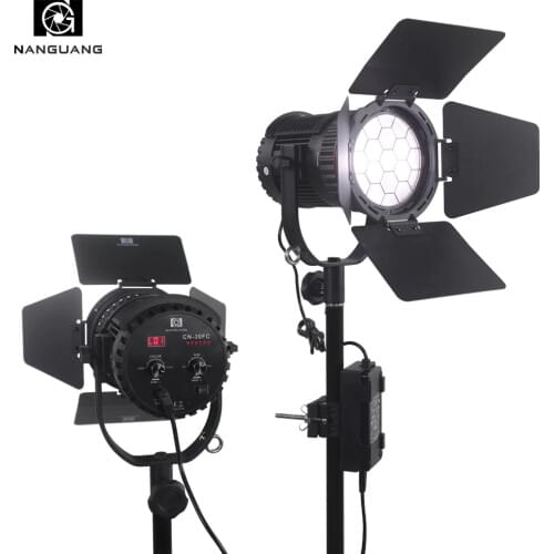 30W Bi-color LED Fresnel Light 3200K-5600K +Light Bag+LCD Display+APP /2.4G Remote Control for Filmmakers Photo Video Studio