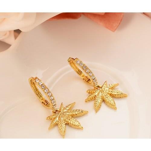 Africa Women Party Gift Cannabiss Weed Marijuan Leaf charms women Vintage Accessory for Women / Girls kids party jewelry gift