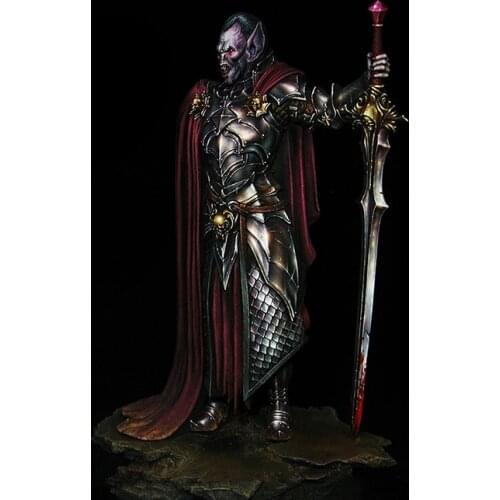 Resin Figure 1/24 ancient officer stand with sword Model Unassambled Unpainted Figure Building Kit