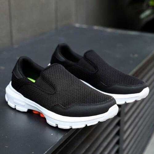 Unisex Running Shoes Mesh Breathable Comfortable Training Footwear for Couples Men Flexible Outdoor Sports Shoes
