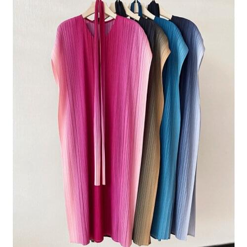 Miyak Pleated Gradient V-Neck Loose Midi Dress Women Summer Casual Large Size Fashion Lace-up All-match Dresses Female Clothes