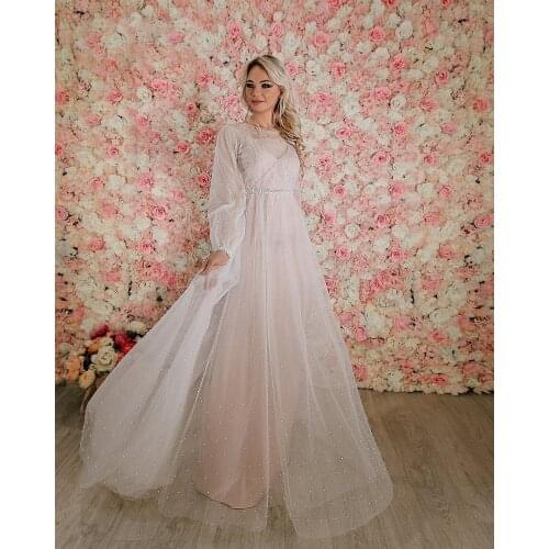 European Vintage Long Sleeve Tulle Beaded Wedding Dresses A-Line O-Neck Illusion Back Court Train Bridal Gown For Women