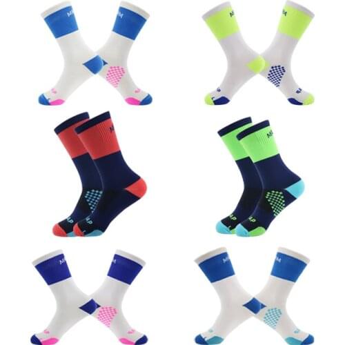 4 Pairs Adult Training Socks Colorful Soft Personality Comfortable Socks