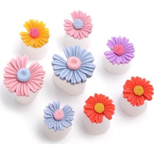 8pcs Silicone Toe Separator Set Cute Flower Animal Shape Hallux Valgus Corrector 667D