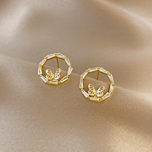2021 Korean New Fashion Simple Butterfly Earrings Temperament Small Versatile Earrings Female Jewelry