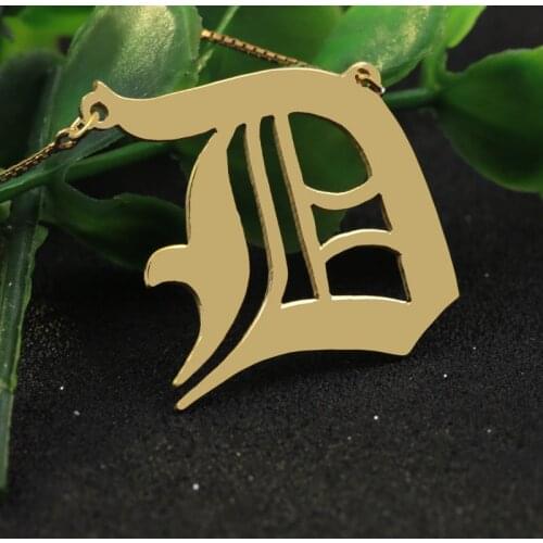 Personalized Old English Font Necklace Box Chain Golden Customized 26 Letters Necklaces Capital Letter of Name Pendant Jewelry