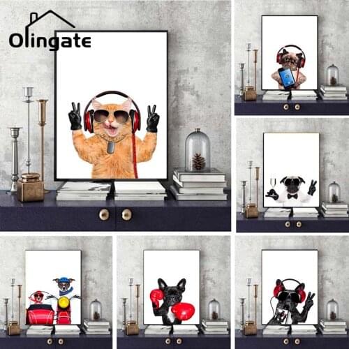 Cartoon Funny Animal Canvas Poster Boxing Dog Cat with Phone Wall Art Picture One Piece Canvas Painting Home Bathroom Decoration