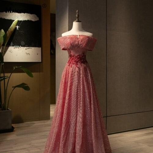 2021 New Arrival Boat Neck Sweep Train Shiny A-Line Wedding Dress Custom Made Lace Up Back Off the Shoulder Pleat Bridal Gown