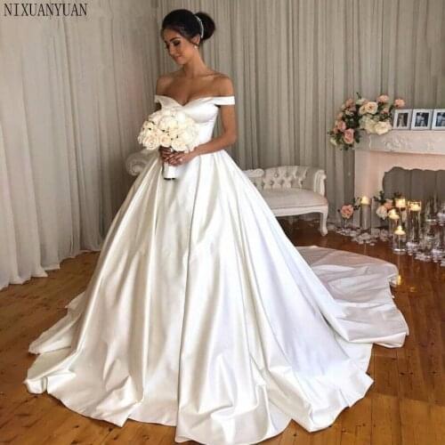 White Ball Gown Wedding Dresses 2021 Off The Shoulder V Neck Luxury Chapel Train Bride Dress Long Plus Size Vetidos De Novia